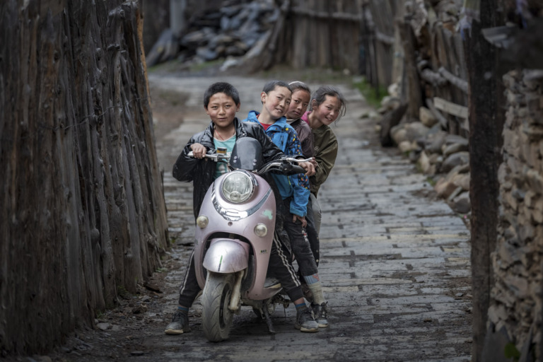 Hu_Dongfeng - Larima 10