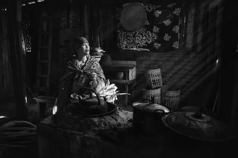 Ester Suryawati - Traditional Kitchen