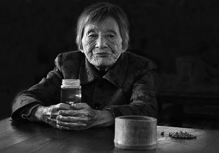 Lajos Nagy - 9 Teahouse