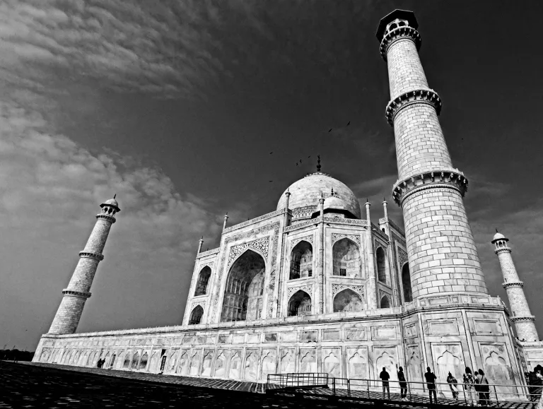 Narendu Ghosh - CORNER OF TAJ