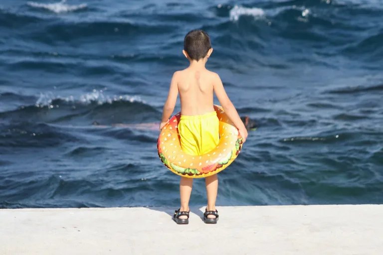 Ruslan Hajizada - Little swimmer