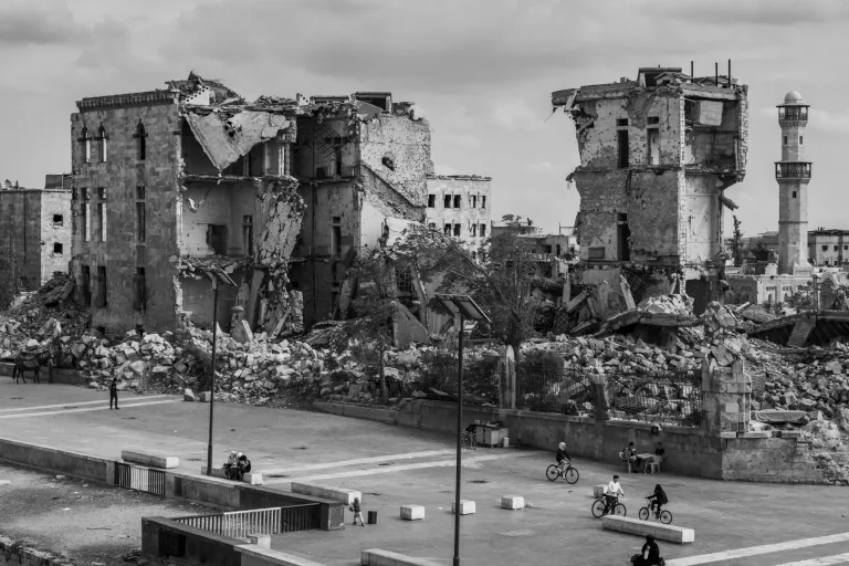 Sheng Yaojian - Traces of History 6