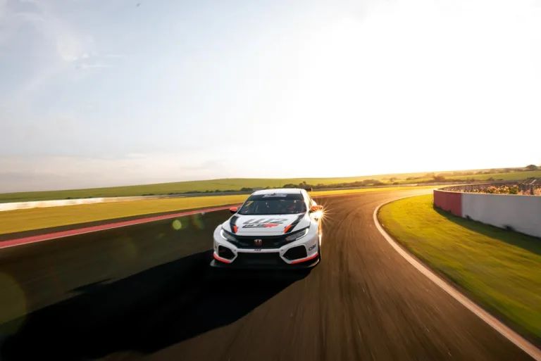 Vinicius Marmo Azevedo - 07. Car 2