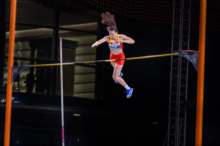 Xu Longgen - 4. 跃向新高 Higher