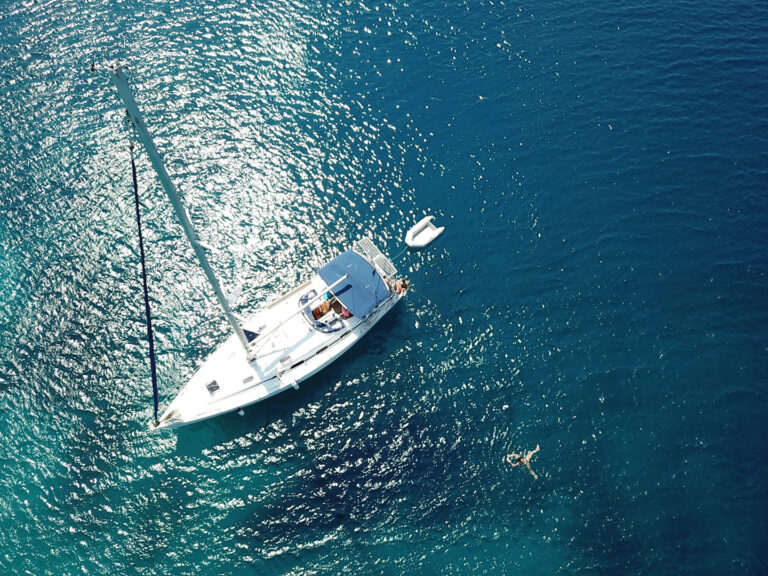 manolis-metzakis - THE-BIG-BLUE